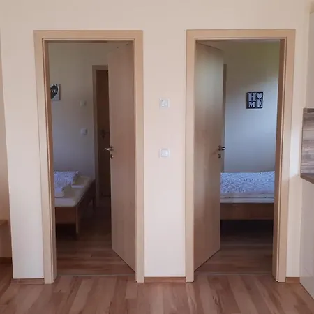 Seestern Apartment Altefahr